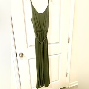 Dark Green V Neck Sleeveless Maxi Dress